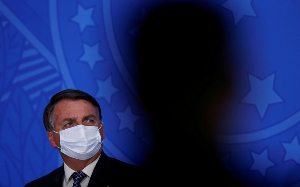 θετικό-στον-κορωνοϊό-ένα-ακόμη-μέλος-τ-2394094