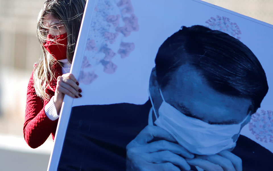 βραζιλία-σχεδόν-100-000-οι-θάνατοι-από-κορων-2391935