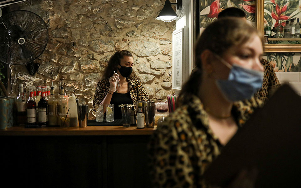 περιφέρειες-της-ιταλίας-βάζουν-σε-καρ-2392492