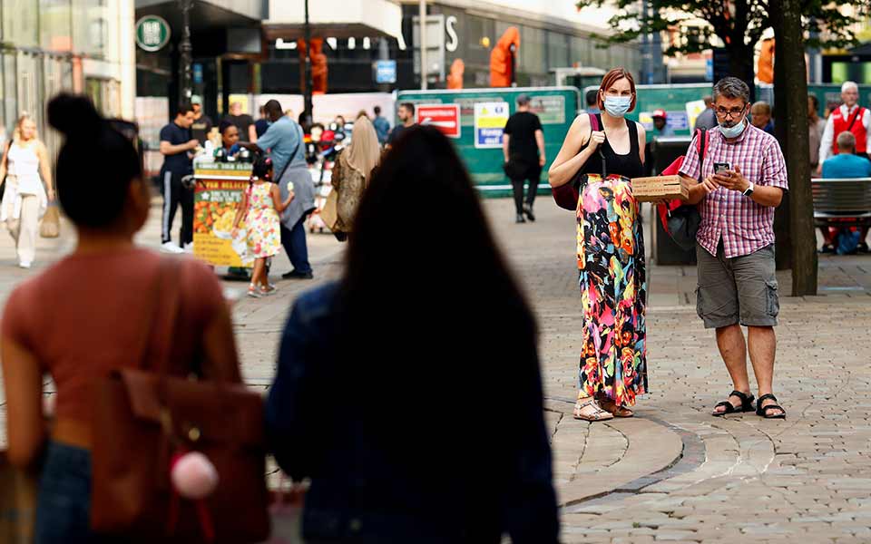 βρετανία-κορωνοϊός-χάθηκαν-περισσό-2392317