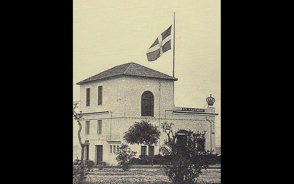 αλλά-κάποιοι-ζουν-ακόμη-και-θυμούντα-2393444