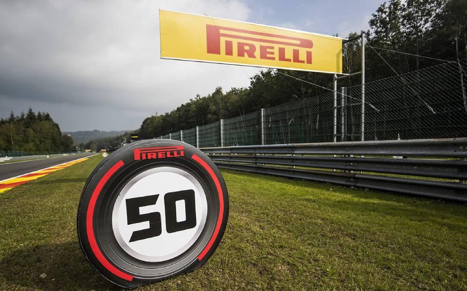 ένα-επίπεδο-πιο-μαλακές-γόμες-για-τις-δ-2394442