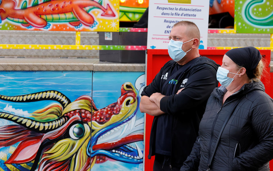 γαλλία-νέο-ρεκόρ-κρουσμάτων-κορωνοϊο-2394238