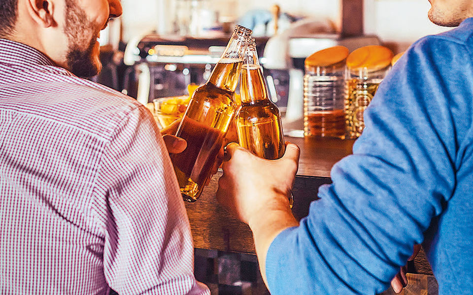 κορωνοϊός-ρολά-θα-κατεβάζουν-τα-μπα-2392275