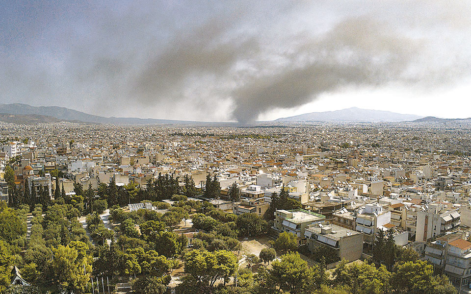 πυρκαγιά-στη-μεταμόρφωση-η-αποθήκευσ-2393114