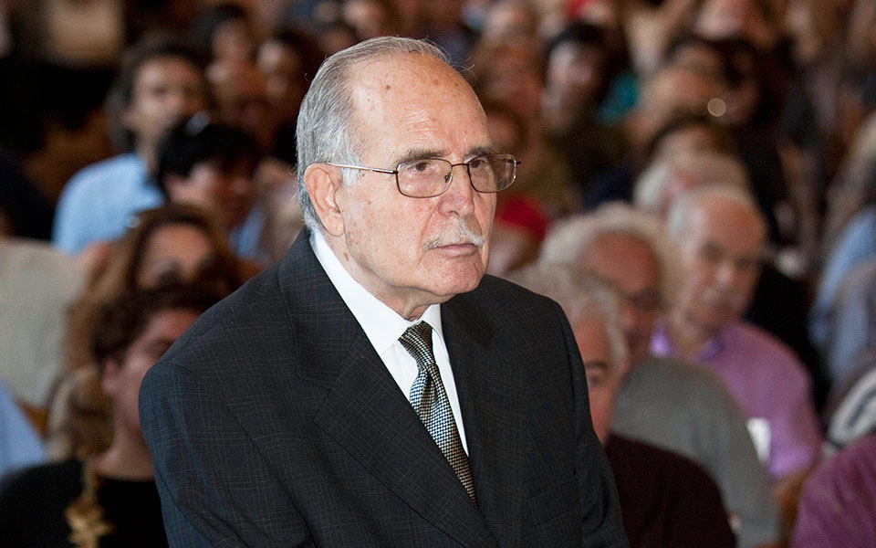 ντίνος-χριστιανόπουλος-o-αιρετικός-τη-2392436