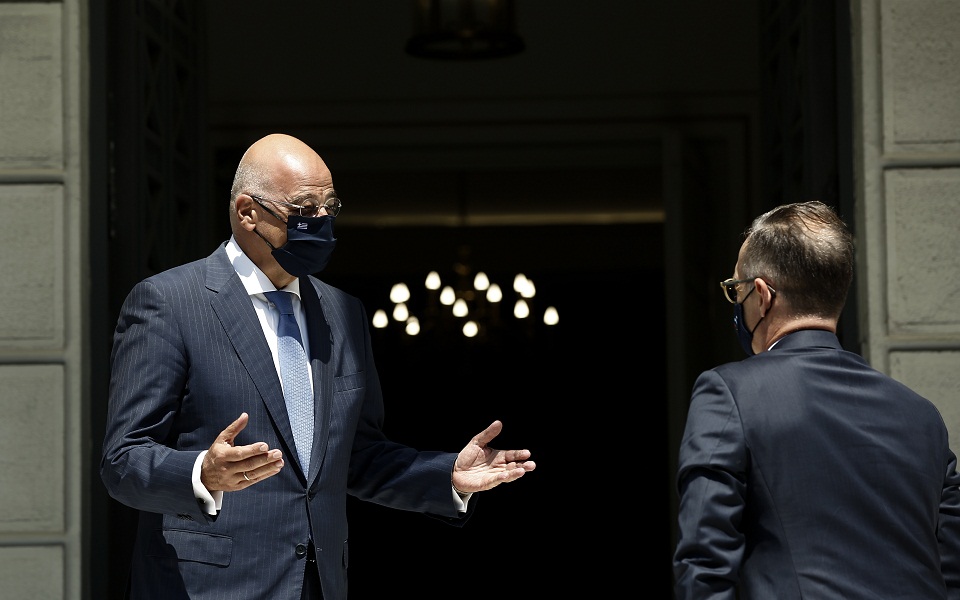 ν-δένδιας-πουθενά-δεν-οδηγεί-η-εμμονή-2394041