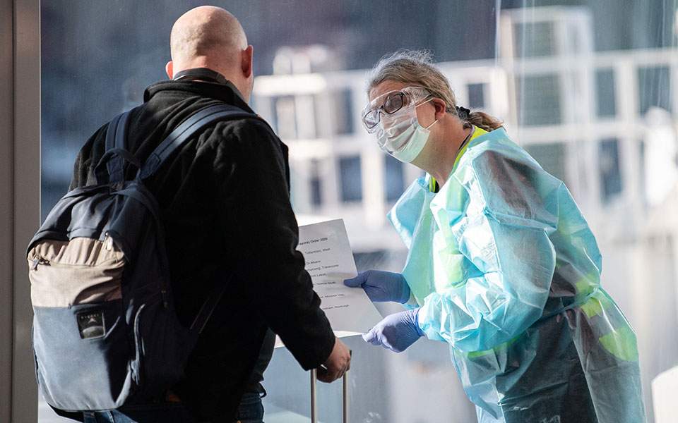 κορωνοϊός-η-φινλανδία-επαναφέρει-του-2393265