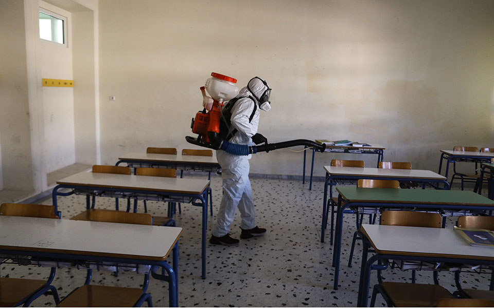 υποχρεωτική-η-μάσκα-από-το-νηπιαγωγεί-2393500