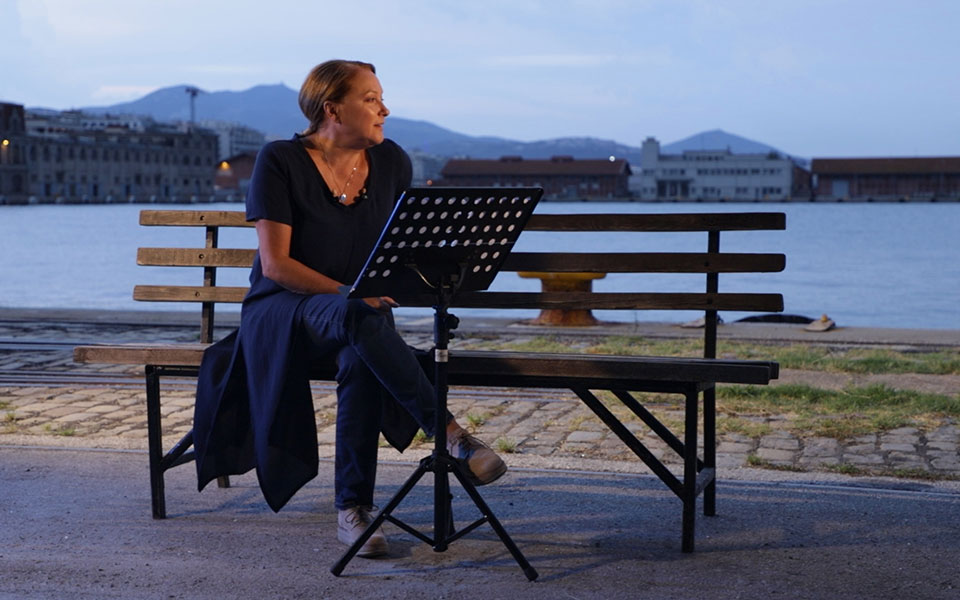 τα-δημήτρια-στο-διαδίκτυο-και-στο-λεω-2394411