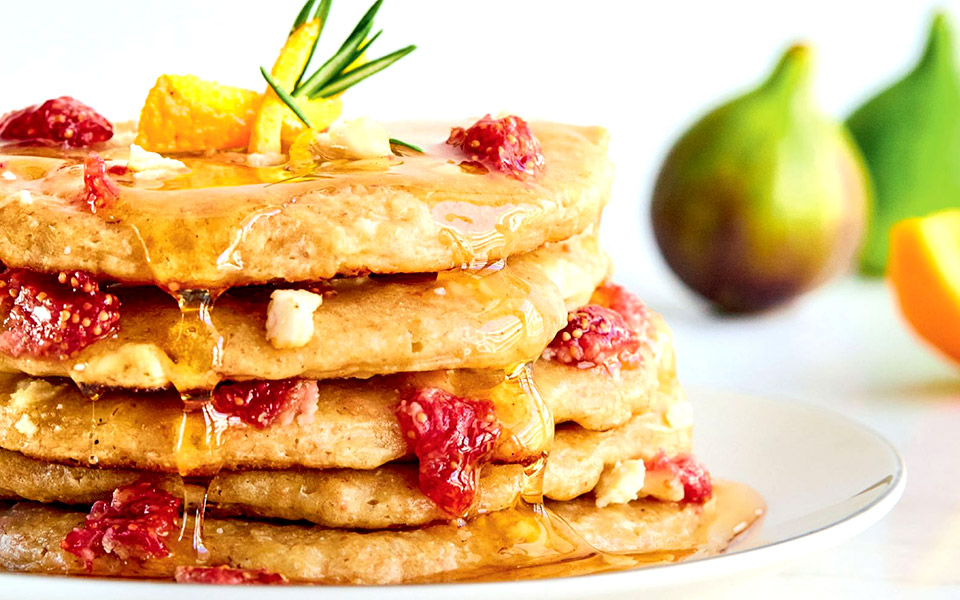 τηγανίτες-με-σύκα-φέτα-και-μέλι-2393027