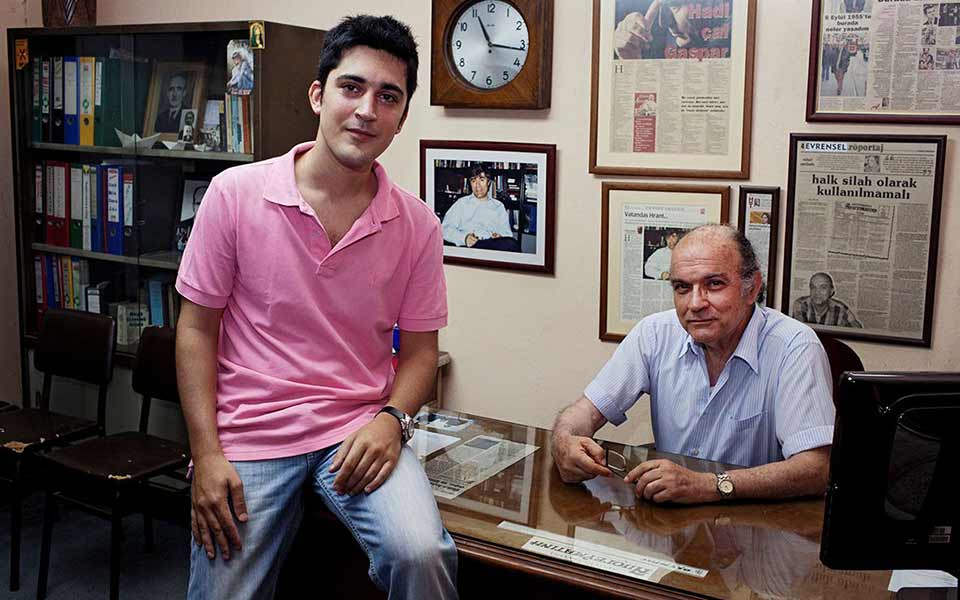 μια-95χρονη-χάρτινη-ρωμιά-ζητάει-να-την-2391115