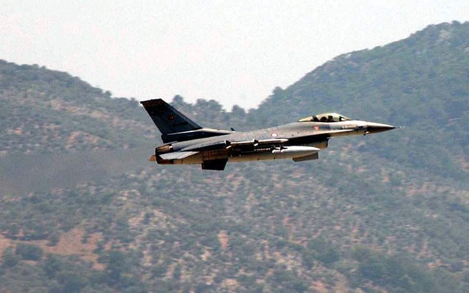 πτήσεις-τουρκικών-f-16-πάνω-από-τους-ανθρ-2394206