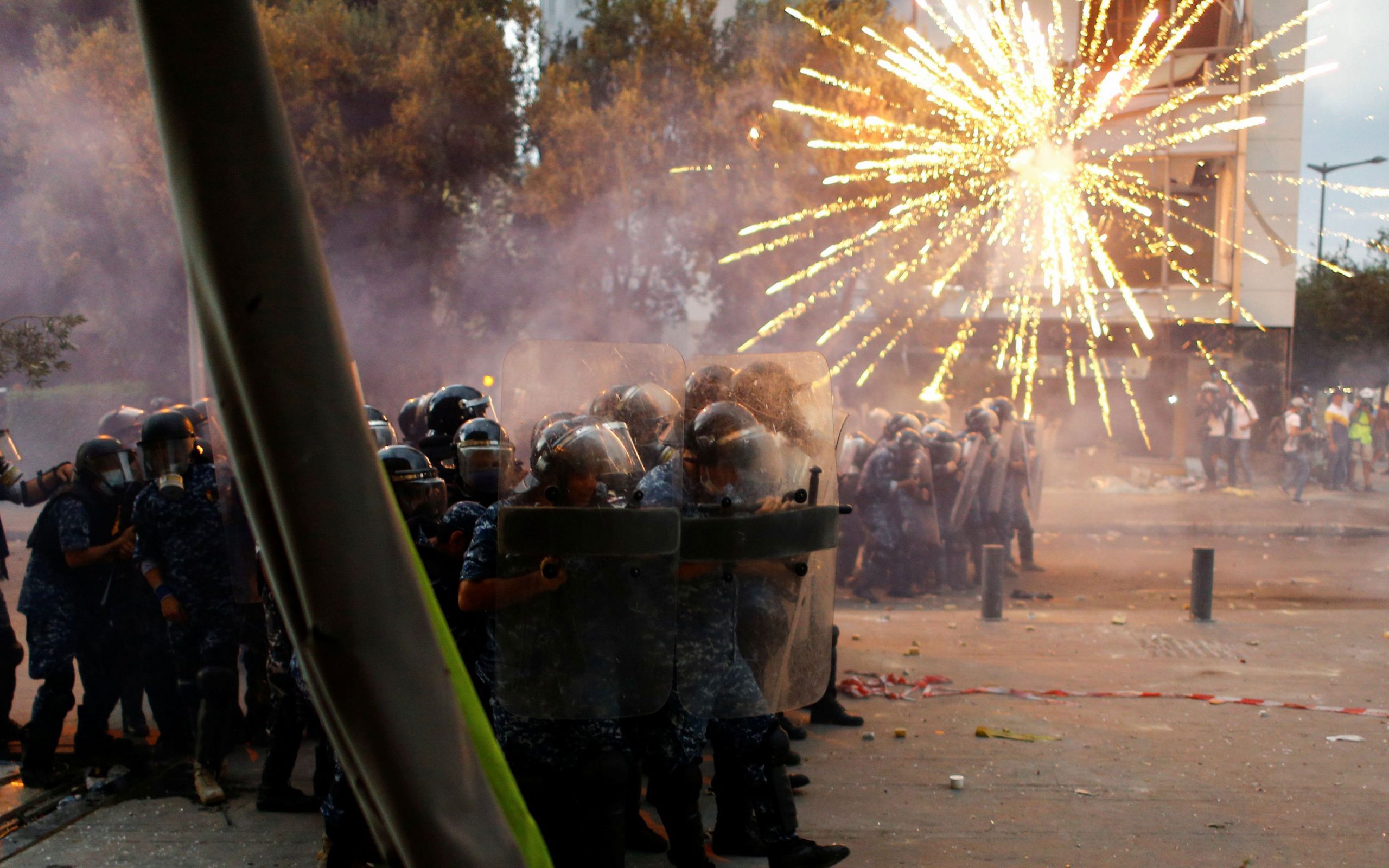 λίβανος-ο-πρωθυπουργός-παραιτήθηκε-ο-2392259