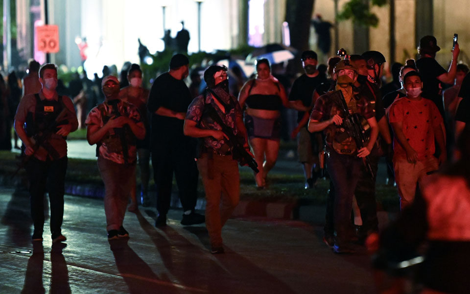 ουισκόνσιν-συνελήφθη-έφηβος-για-τους-2394236