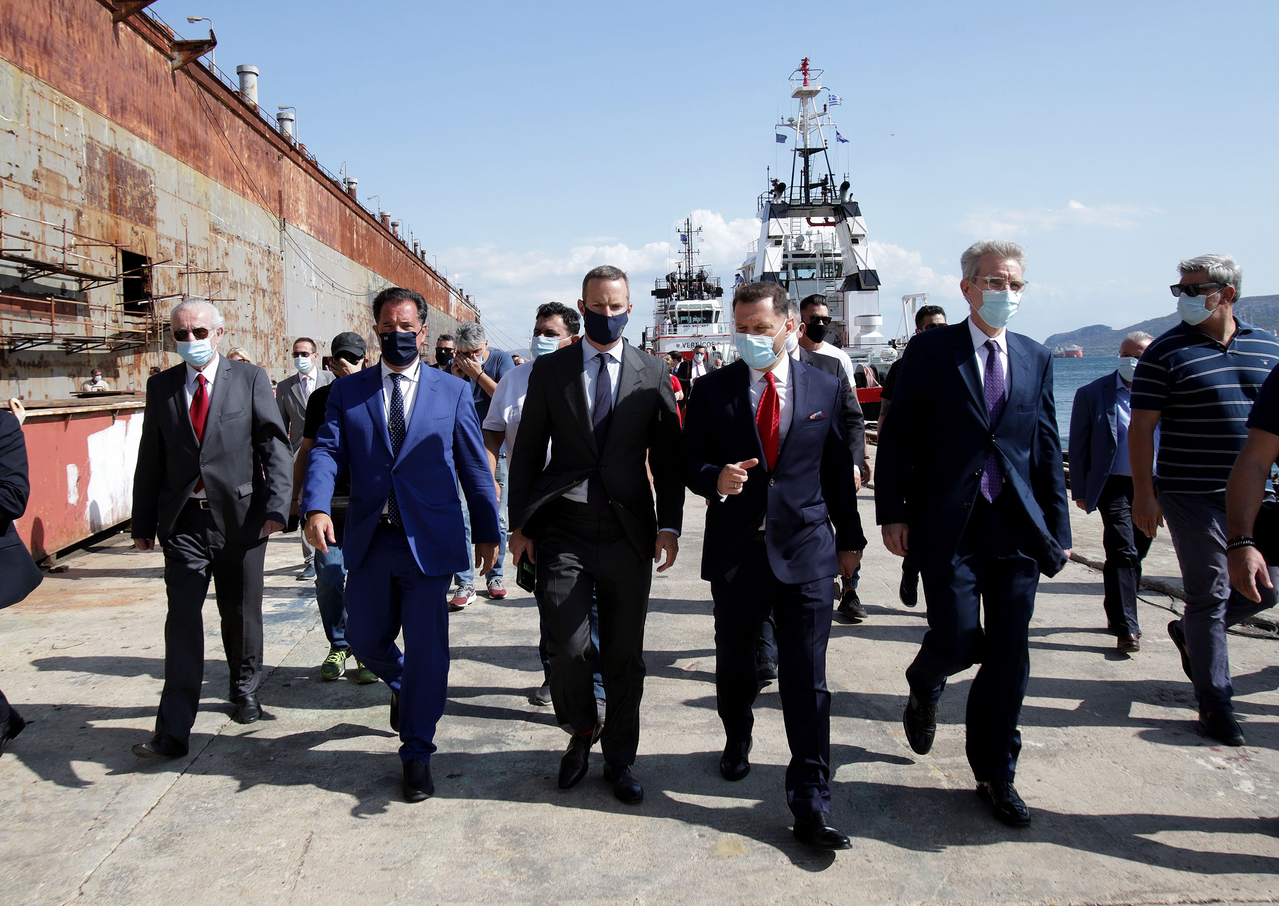 αμερικανική-αντιπροσωπεία-επισκέφτη-561086968