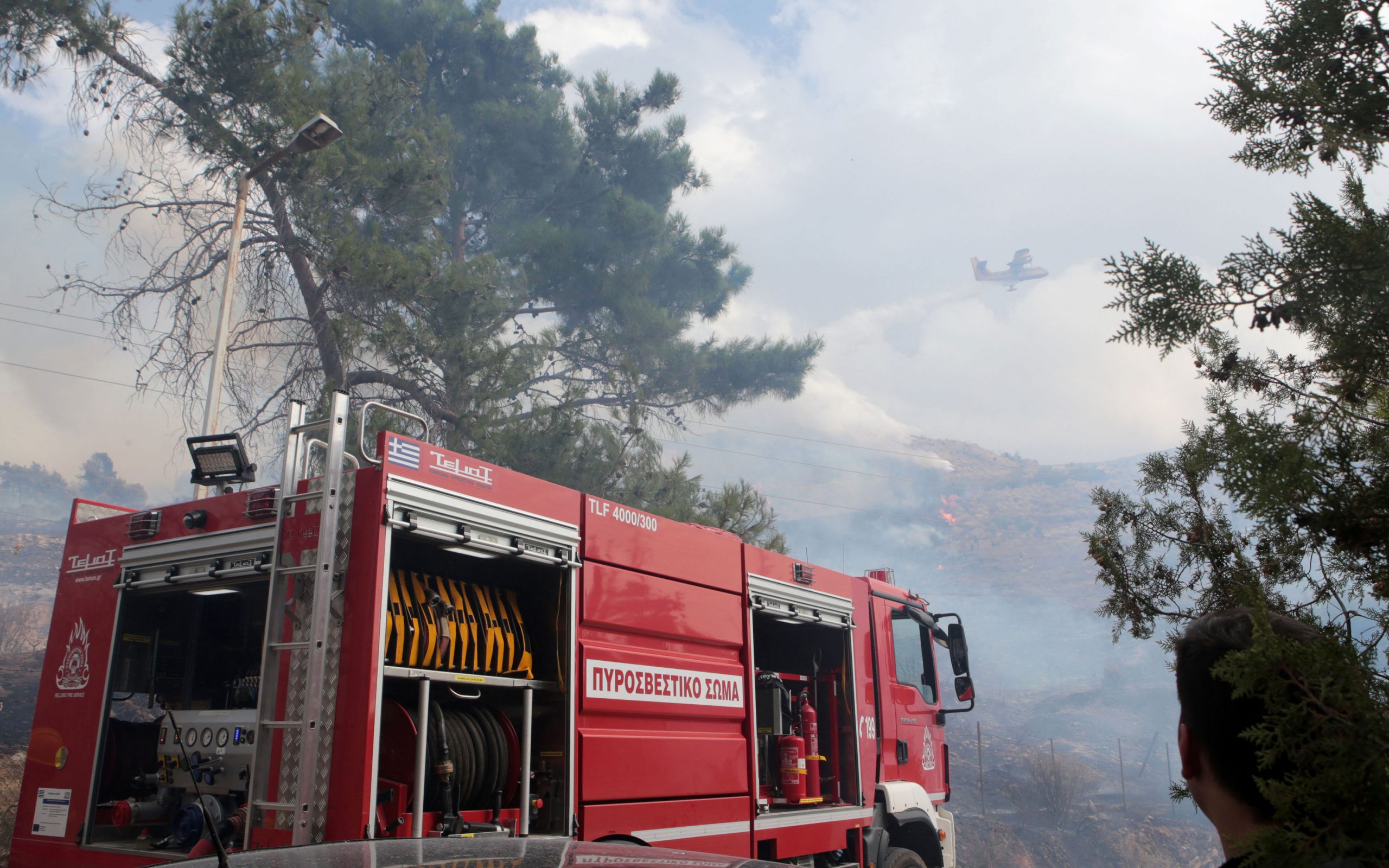 υπό-έλεγχο-η-πυρκαγιά-στον-βύρωνα-561094345