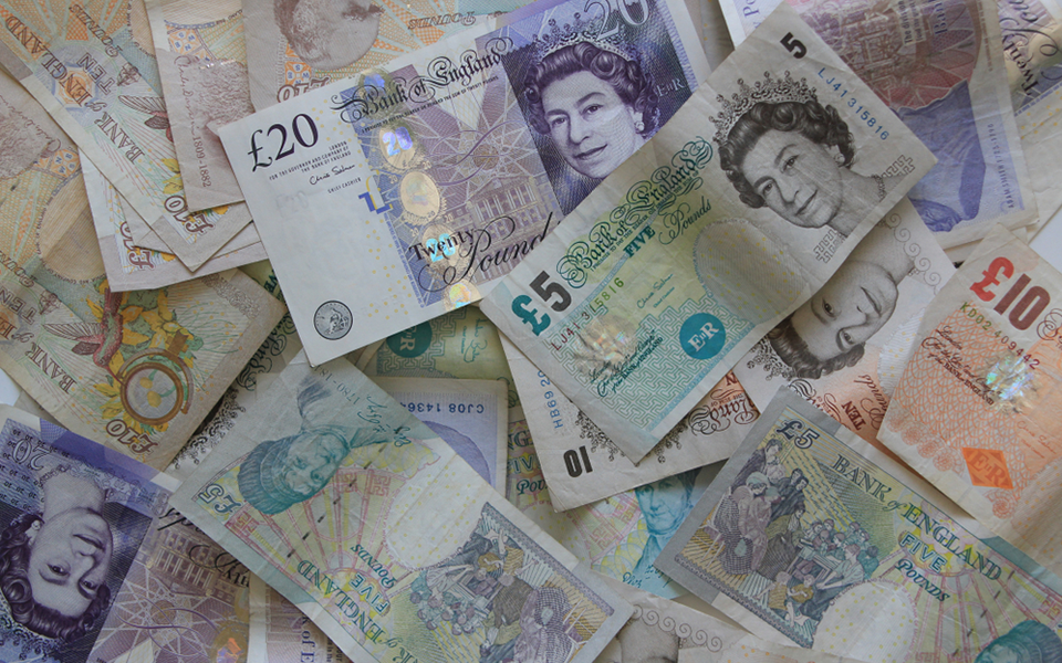 η-βρετανία-και-το-μυστήριο-της-άγνωστη-561083833