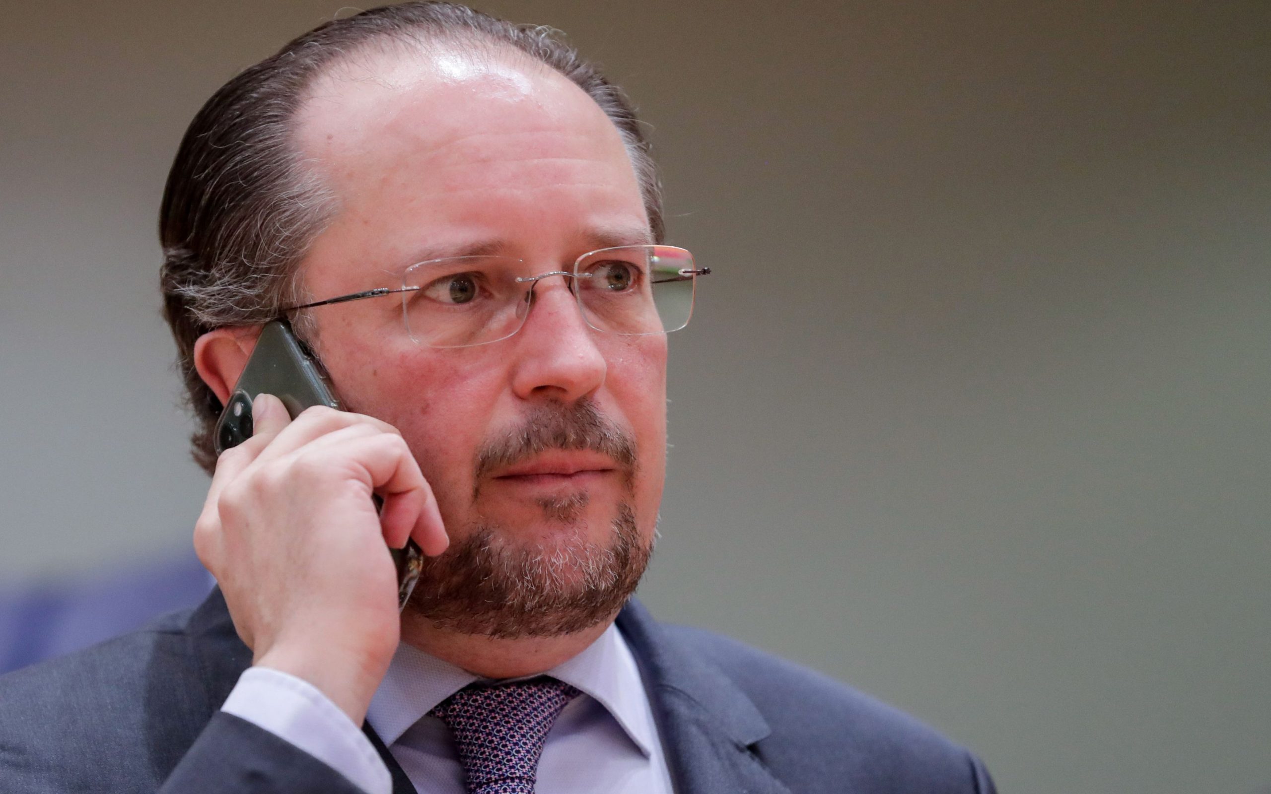 σάλενμπεργκ-η-αυστρία-θα-μιλά-ξεκάθαρ-561068677