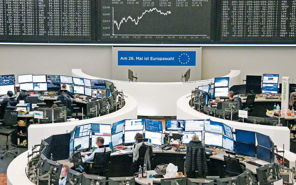 αγορές-τεχνολογικό-sell-off-ρίχνει-wall-street-και-ευρ-561082627