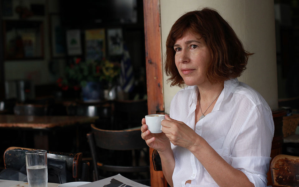 αγάπη-είναι-η-επίθεση-του-καλού-561093451