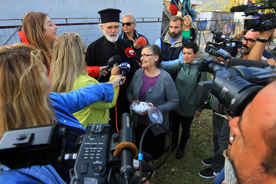 τα-λουκούμια-της-πρεσβυτέρας-561088492