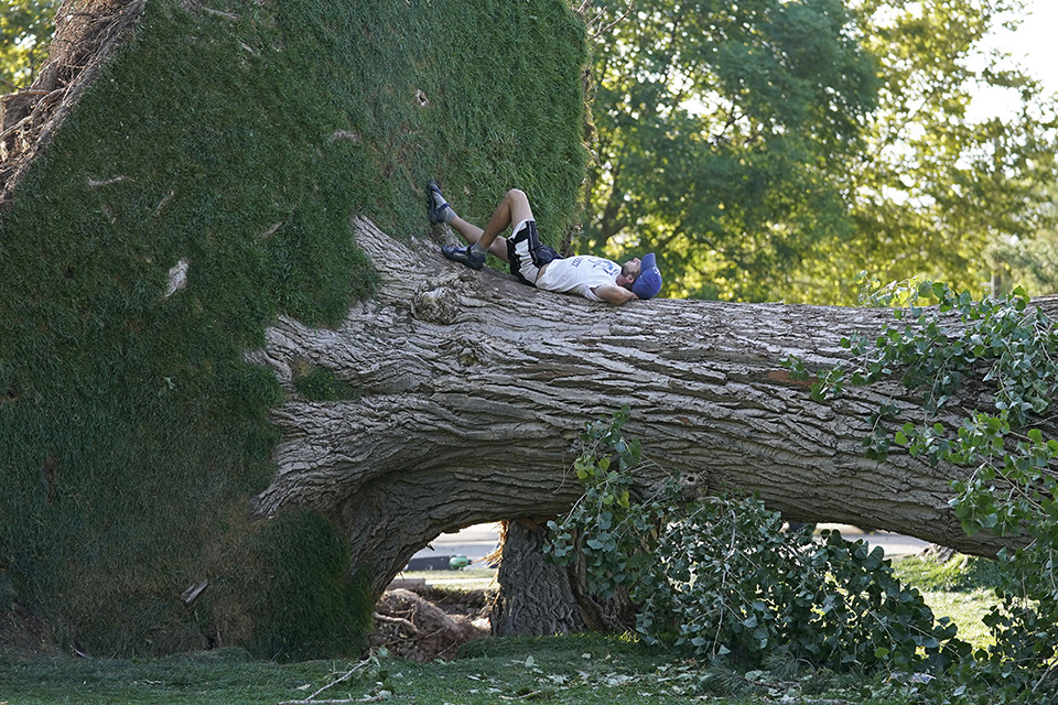 για-μια-τελευταία-φορά-561075712