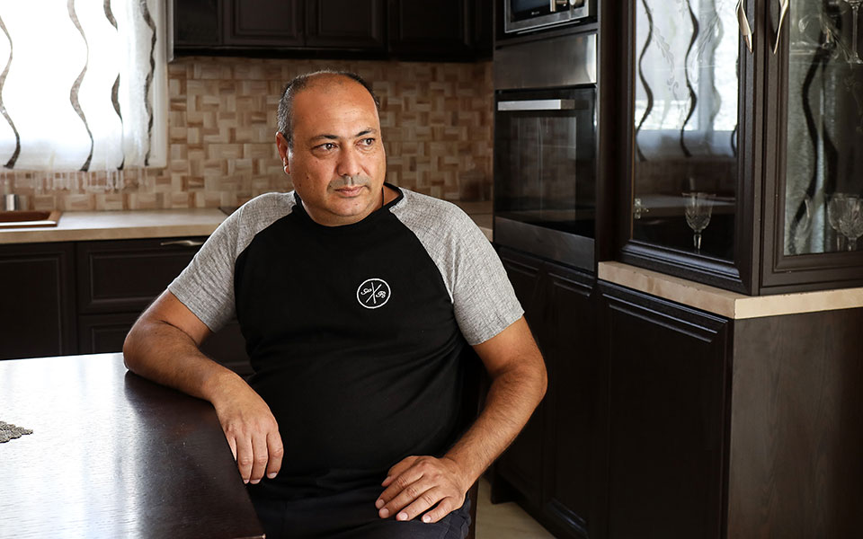 κανείς-να-μη-βρεθεί-στη-θέση-μας-561068287