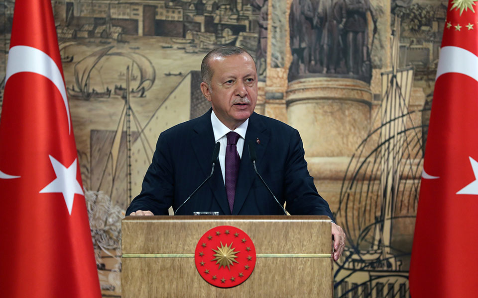 νέες-απειλές-ερντογάν-με-αναφορές-στο-561069565