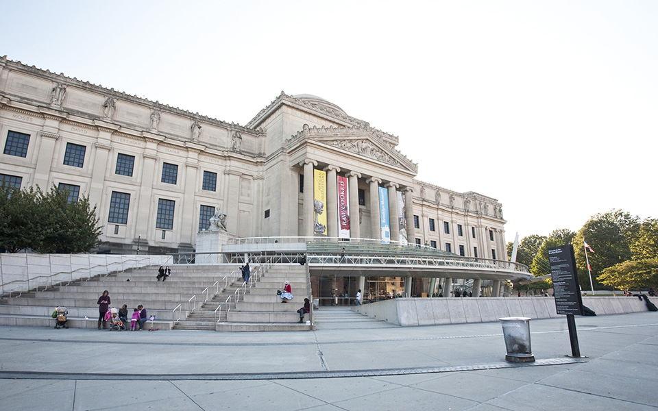 δημοπρασία-λόγω-κορωνοϊού-561089563