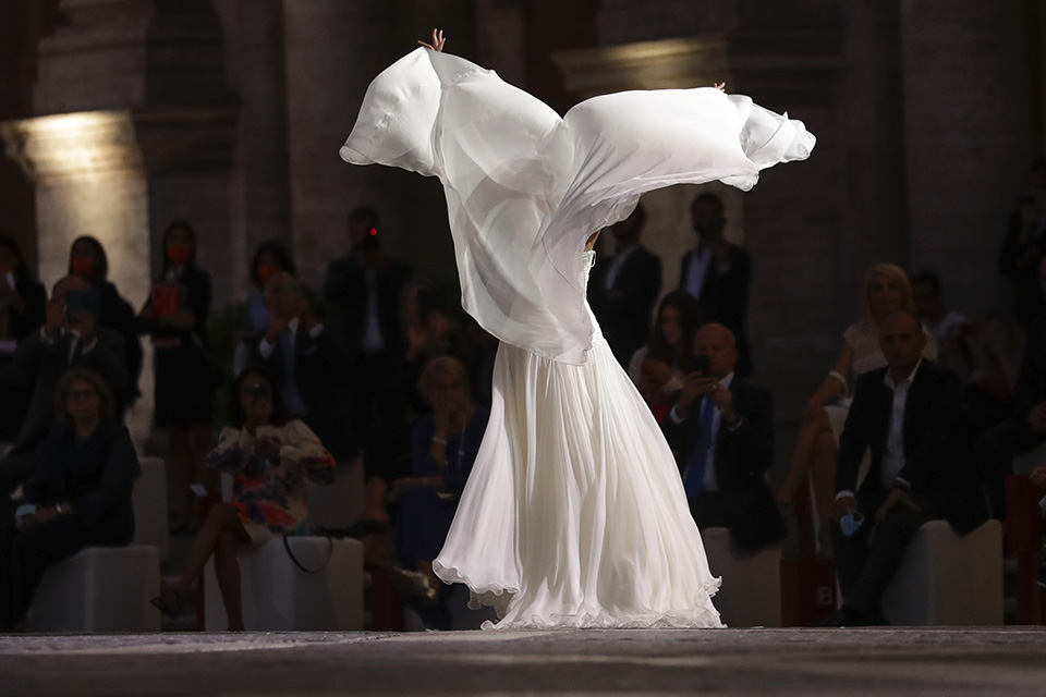 Η Νίκη της Biagiotti