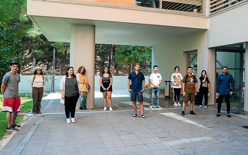 η-αρχαία-ελλάδα-τους-έφερε-στο-εκπα-561096070