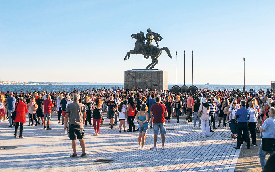 ο-ανένδοτος-των-μασκομάχων-561070231