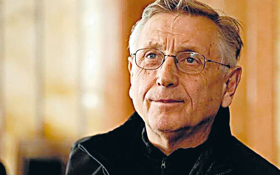 πρόσωπα-της-τρίτης-561069838