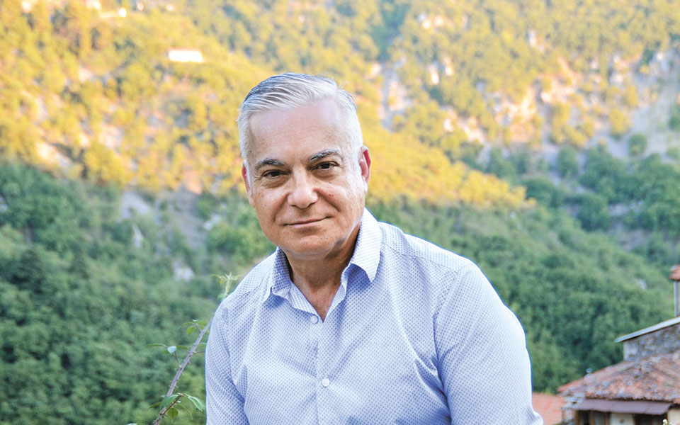 αρχιτεκτονική-περιήγηση-με-αφετηρία-561075040