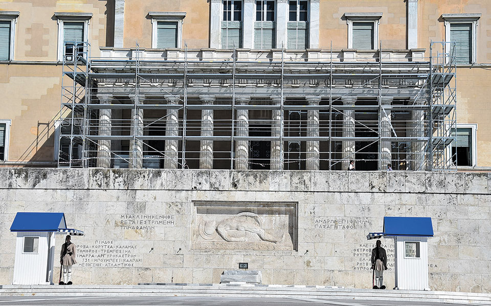 το-κτίριο-της-βουλής-ανακτά-το-κύρος-το-561075007