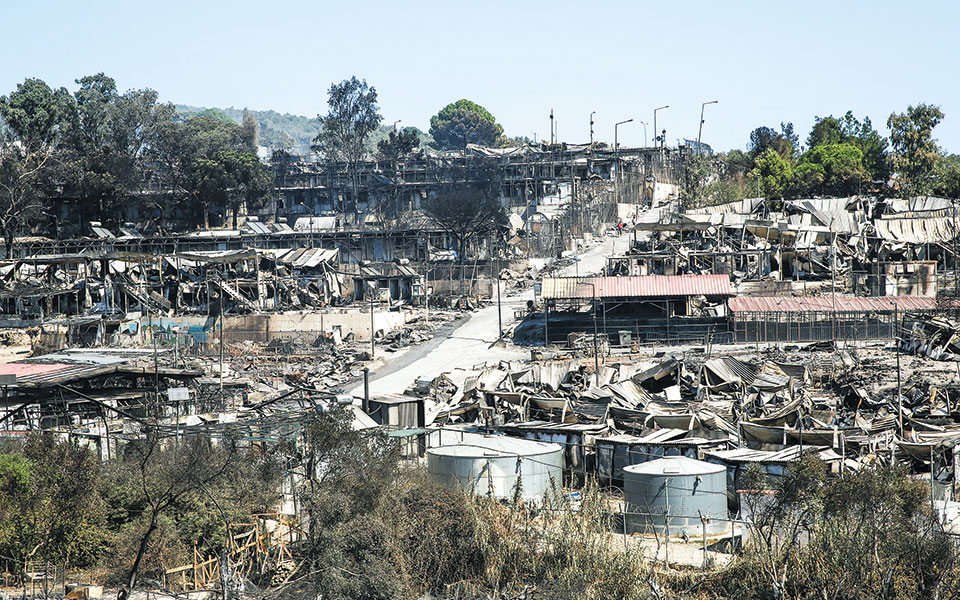 στα-ίχνη-των-εμπρηστών-της-μόριας-561074281