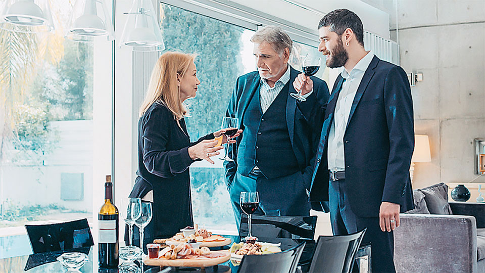 Η ελληνική τηλεόραση κάνει restart-1