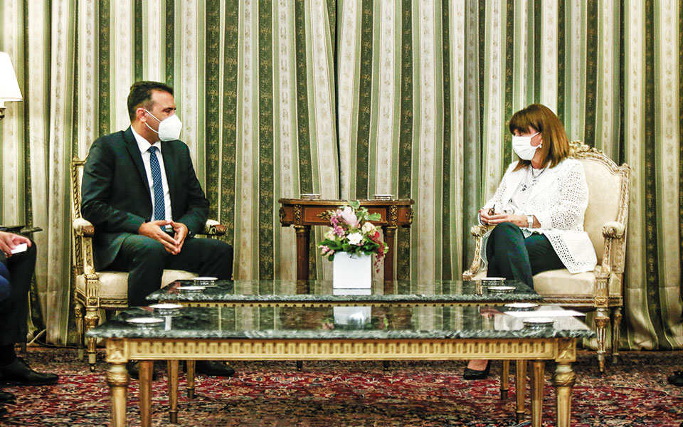 σε-άριστο-κλίμα-η-επίσκεψη-ζάεφ-561081697