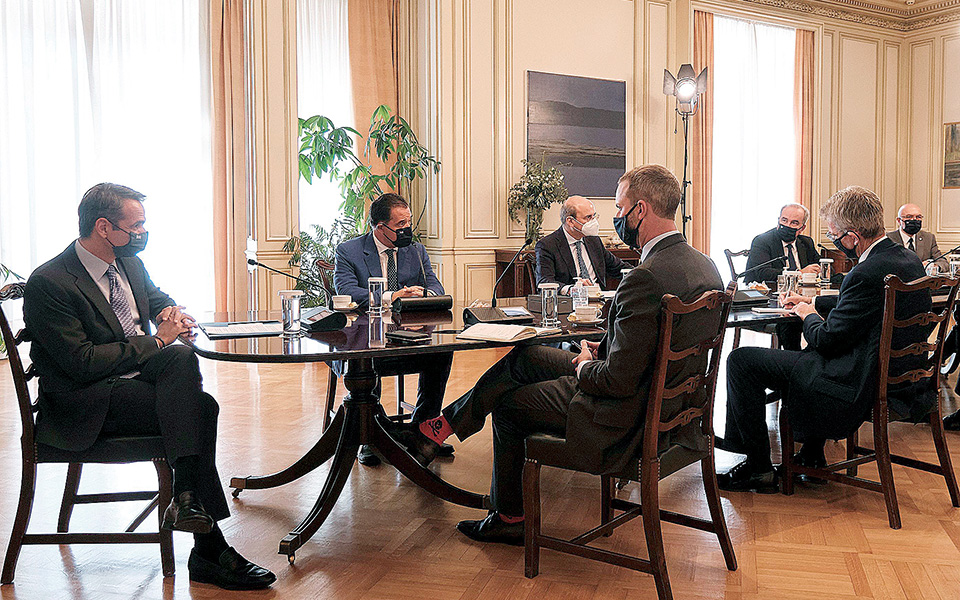 εντονο-αμερικανικό-ενδιαφέρον-για-ελ-561087565