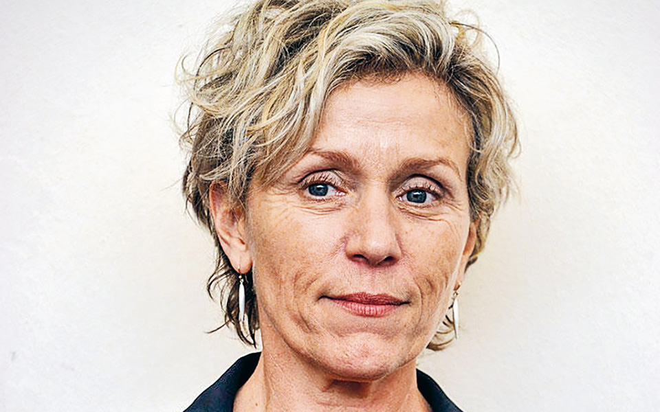 πρόσωπα-της-τρίτης-561087427