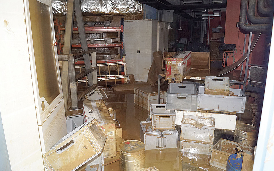 ο-ιανός-σάρωσε-και-τα-μουσεία-της-καρ-561088903