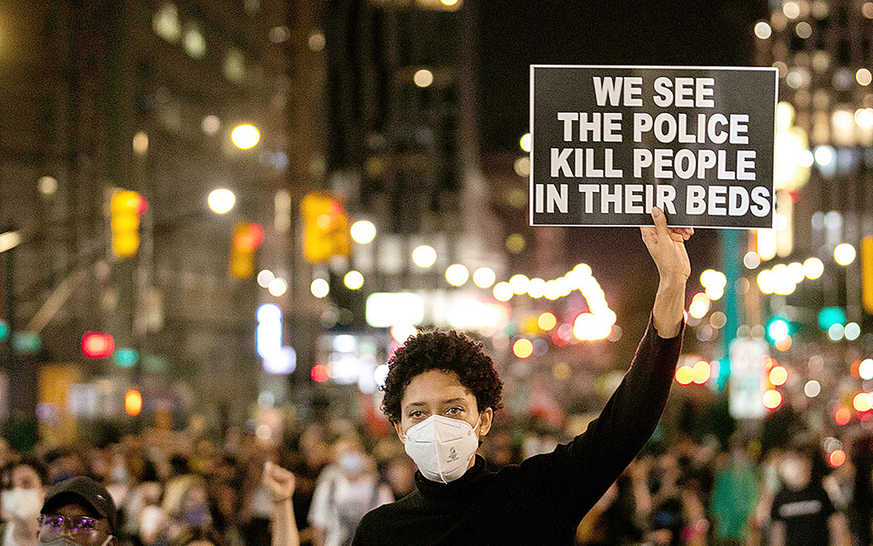 ο-δεύτερος-θάνατος-της-μπριόνα-τέιλορ-561094255