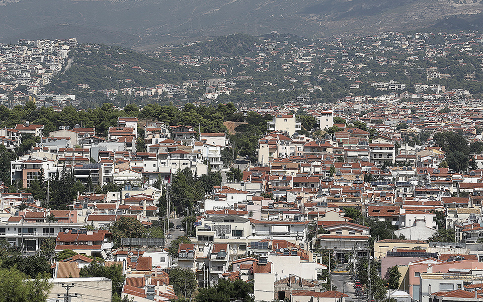 γκάζι-στην-αναπροσαρμογή-των-αντικ-561093751