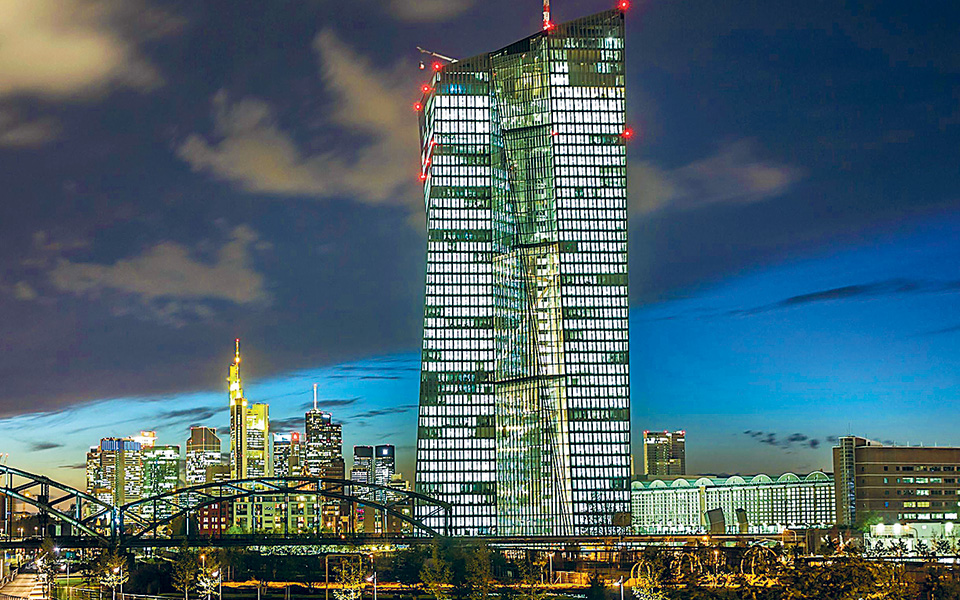 διχογνωμία-επικρατεί-στην-εκτ-για-τη-λ-561096772