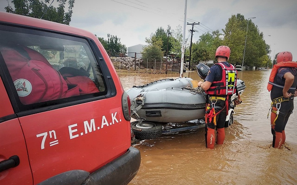 σε-896-διασώσεις-έχει-προβεί-η-πυροσβεστ-561085681