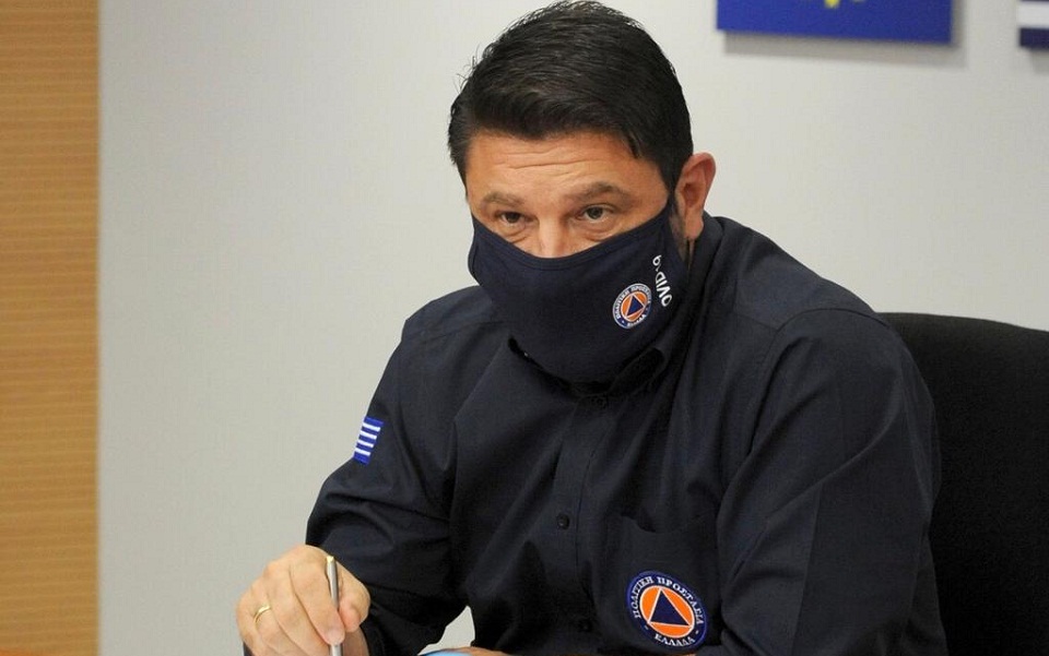 σε-κατάσταση-έκτακτης-ανάγκης-η-μακρα-561085519