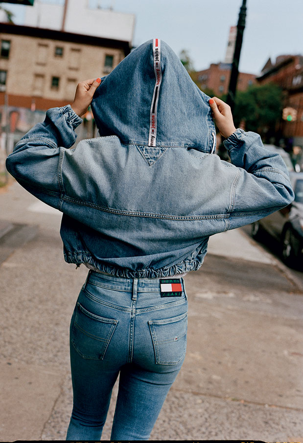 O Tommy Hilfiger δεν σπαταλά τίποτα και καλωσορίζει τους πάντες-1