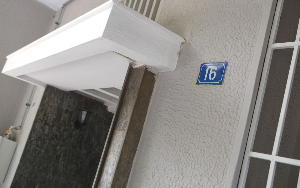 Τρεις συλλήψεις από την Αντιτρομοκρατική – Έρευνα για την «Ομάδα Λαϊκών Αγωνιστών» (εικόνες)-3