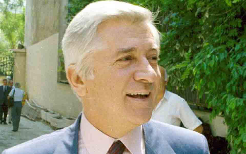 νδ-η-παρακαταθήκη-του-μπακογιάννη-εξα-561093946